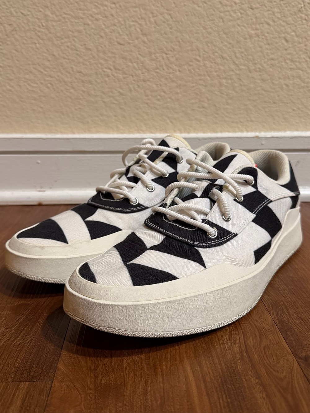 Jordan Westbrook 0.3 - Canvas Sneakers in Black and White